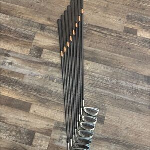 NICE! TaylorMade Ti Bubble 2 Irons Set 4-SW R-80 R-Flex Graphite Shafts Original